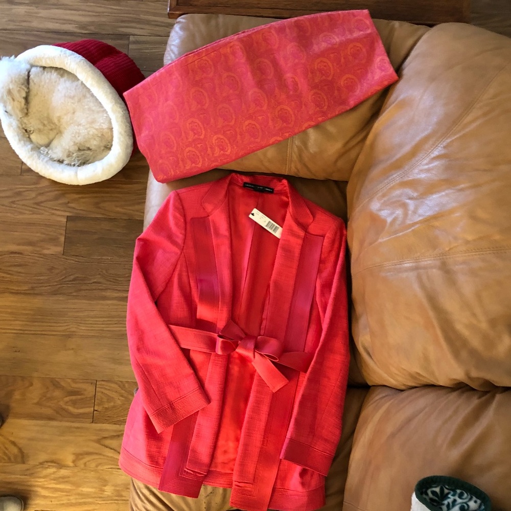 2-piece coral suit, regular. Can be worn as formal